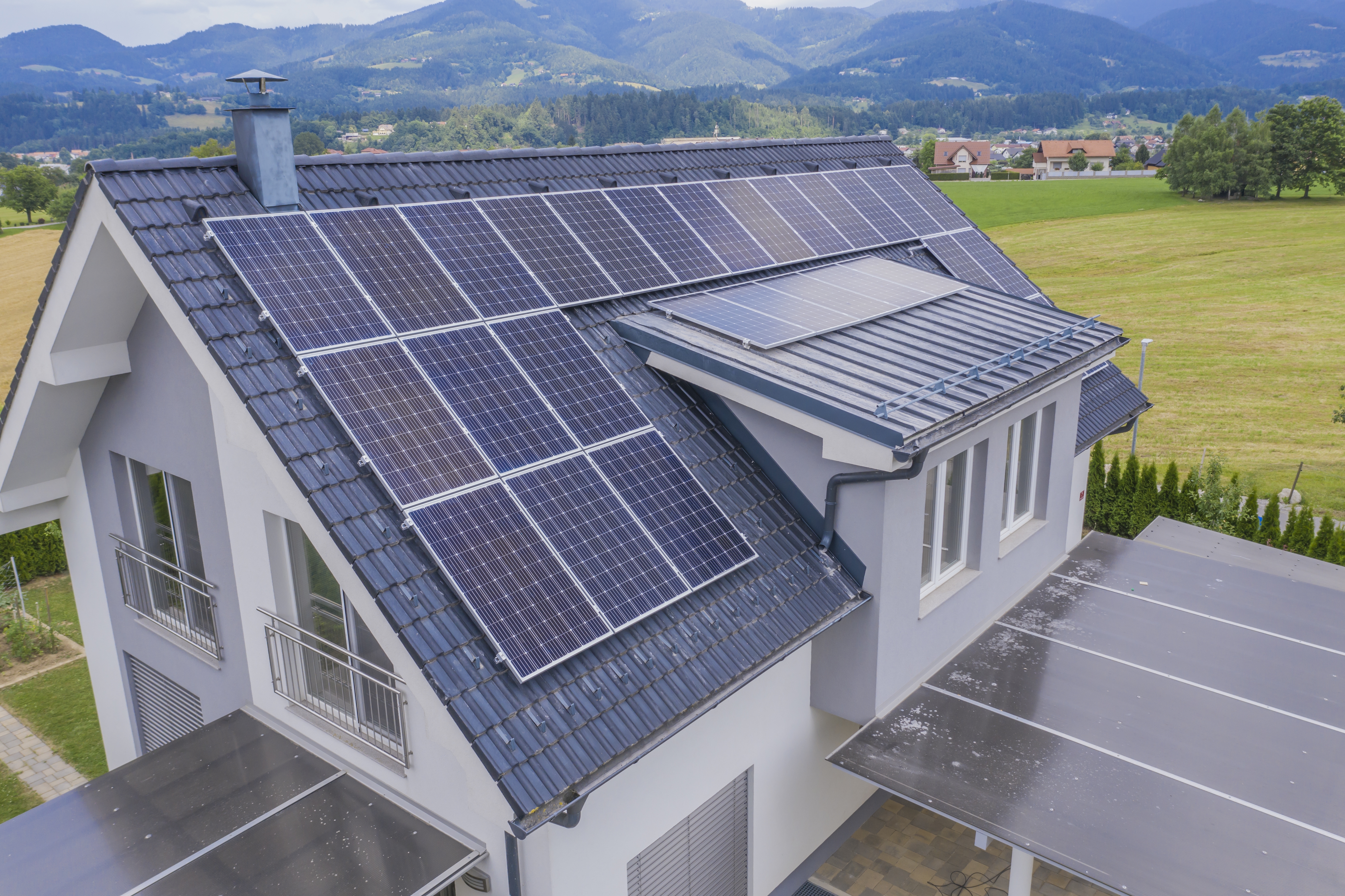 Rooftop solar installation services in Kashmir